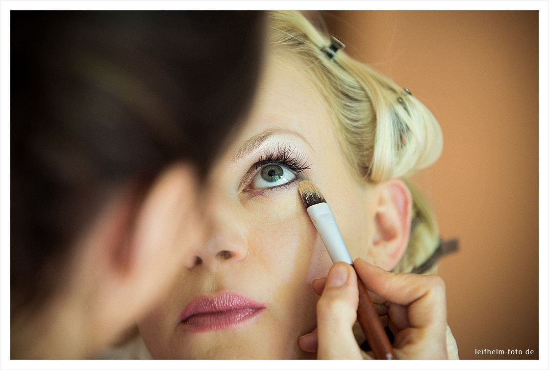 Ankleiden-Getting-Ready-Hochzeitsfotograf-Leifhelm-Foto-25