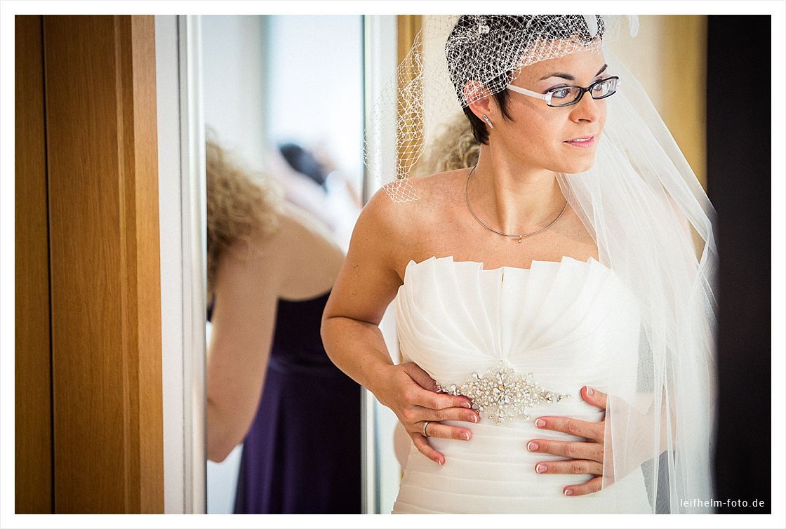 Ankleiden-Getting-Ready-Hochzeitsfotograf-Leifhelm-Foto-26