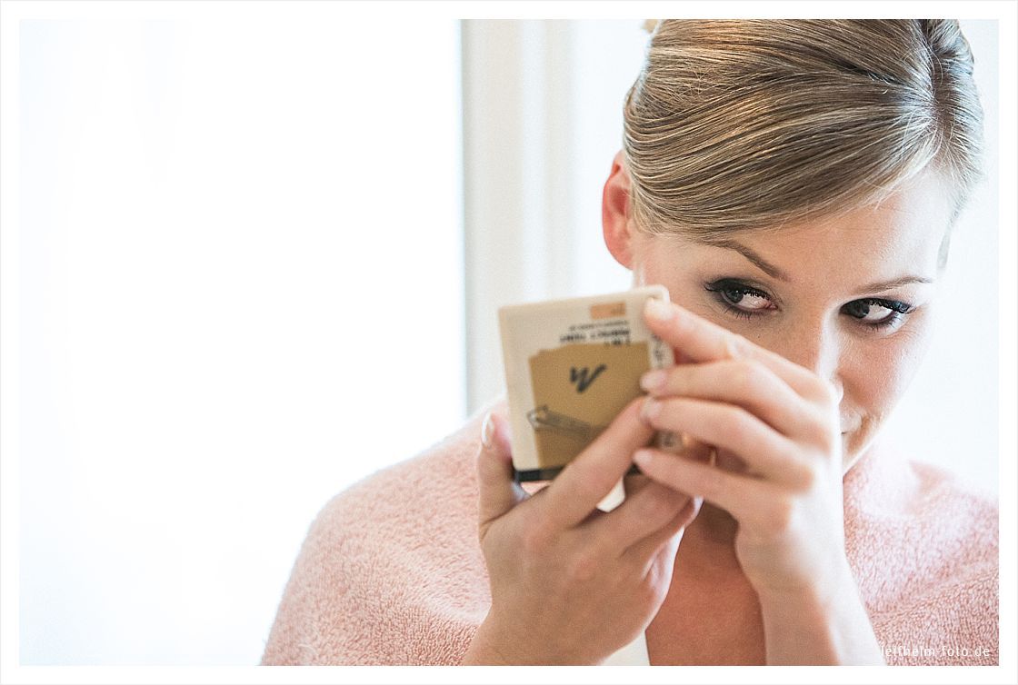 Ankleiden-Getting-Ready-Hochzeitsfotograf-Leifhelm-Foto-30