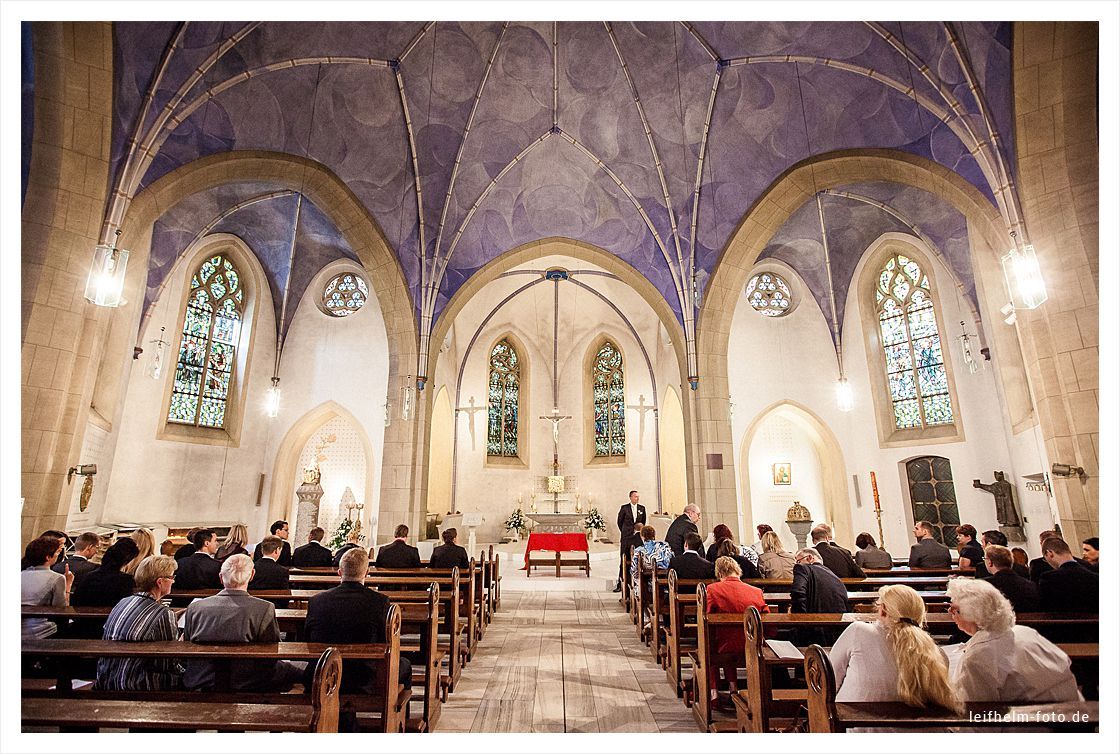 Kirche-Trauung-Hochzeitsfotograf-Leifhelm-Foto-02