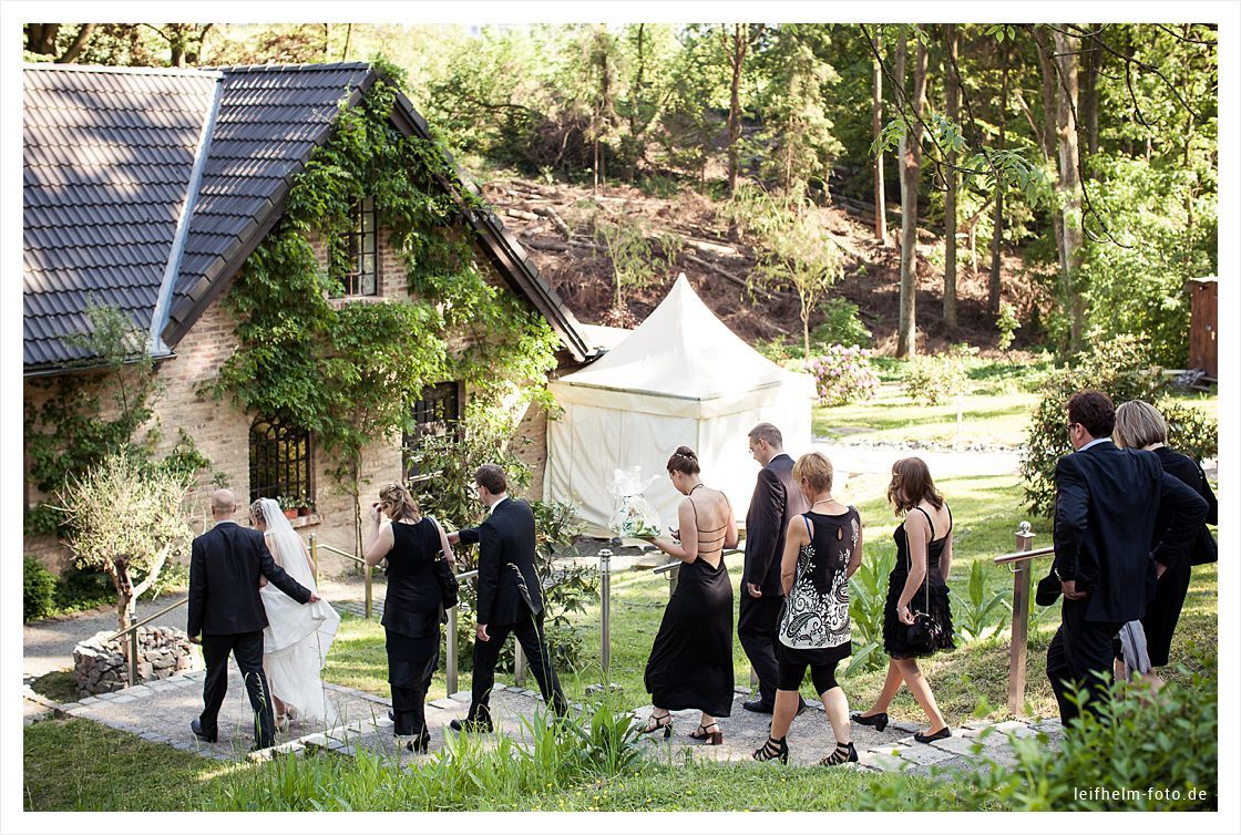 Leifhelm-Foto-Hochzeitsreportage-Schloss-Gruenewald-Solingen-19